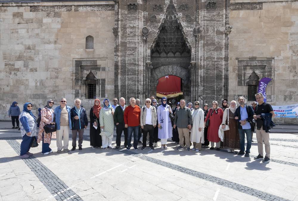 TYB Konya Şubesi Yazarları ve Sanatçılarıyla Sivas-Divriği Yolculuğu 12