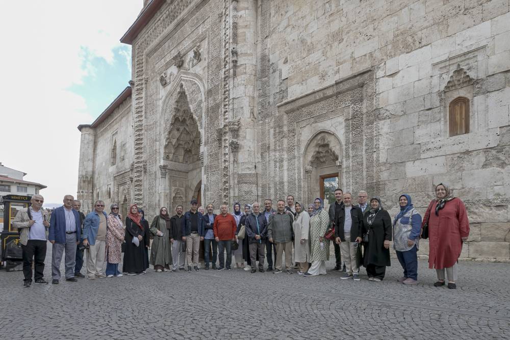 TYB Konya Şubesi Yazarları ve Sanatçılarıyla Sivas-Divriği Yolculuğu 13