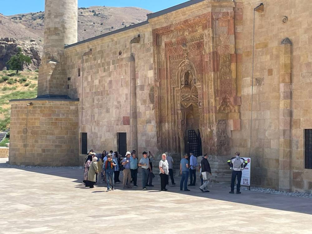 TYB Konya Şubesi Yazarları ve Sanatçılarıyla Sivas-Divriği Yolculuğu 5