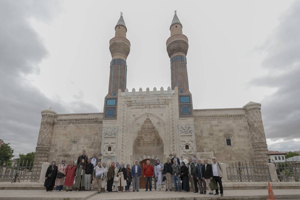 TYB Konya Şubesi Yazarları ve Sanatçılarıyla Sivas-Divriği Yolculuğu 7