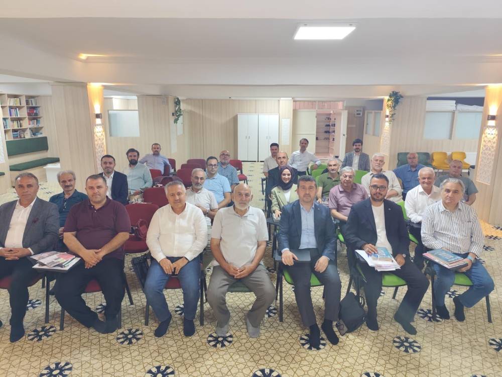 Erzincan’da kültür ve edebiyat zirvesi düzenlendi 1