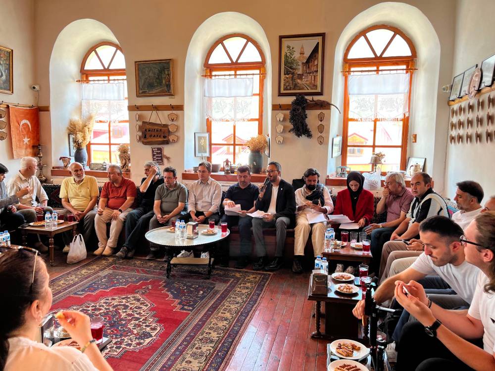 Erzincan’da kültür ve edebiyat zirvesi düzenlendi 7