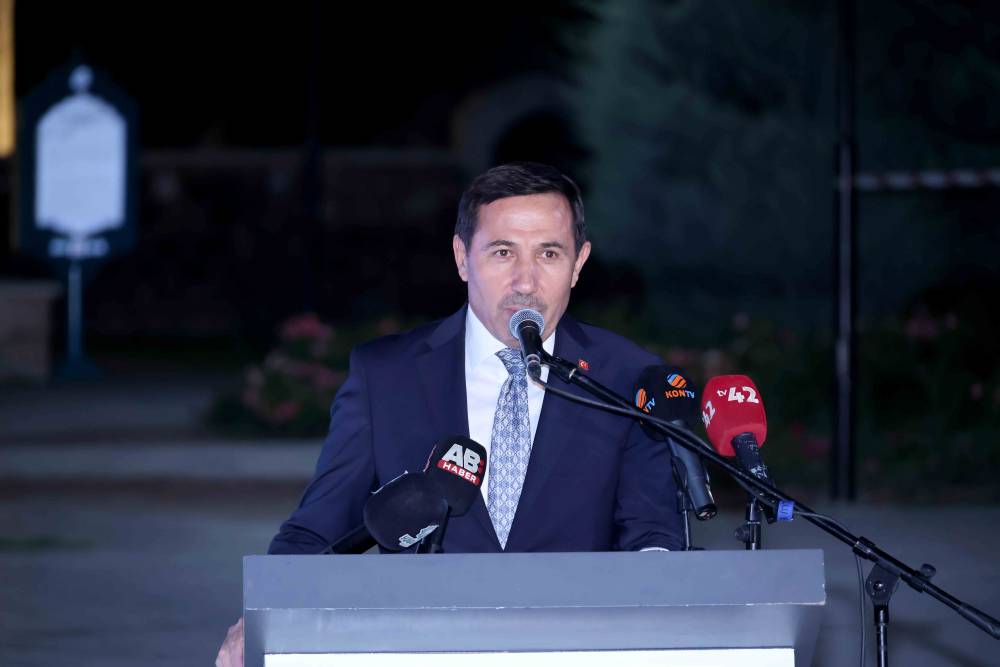 Uluslararası 15. Mevlânâ Şiir Şöleni 4