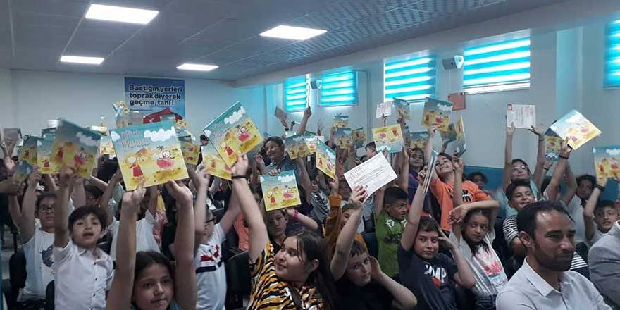 Şair Cahit Zarifoğlu Konya’da okullarda anıldı