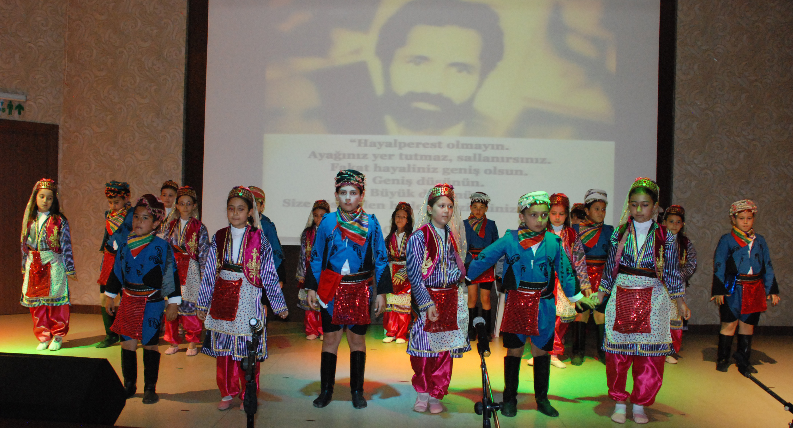 TYB Konya’da Geleneksel 14. Cahit Zarifoğlu Çocuk Şenliği gerçekleşti