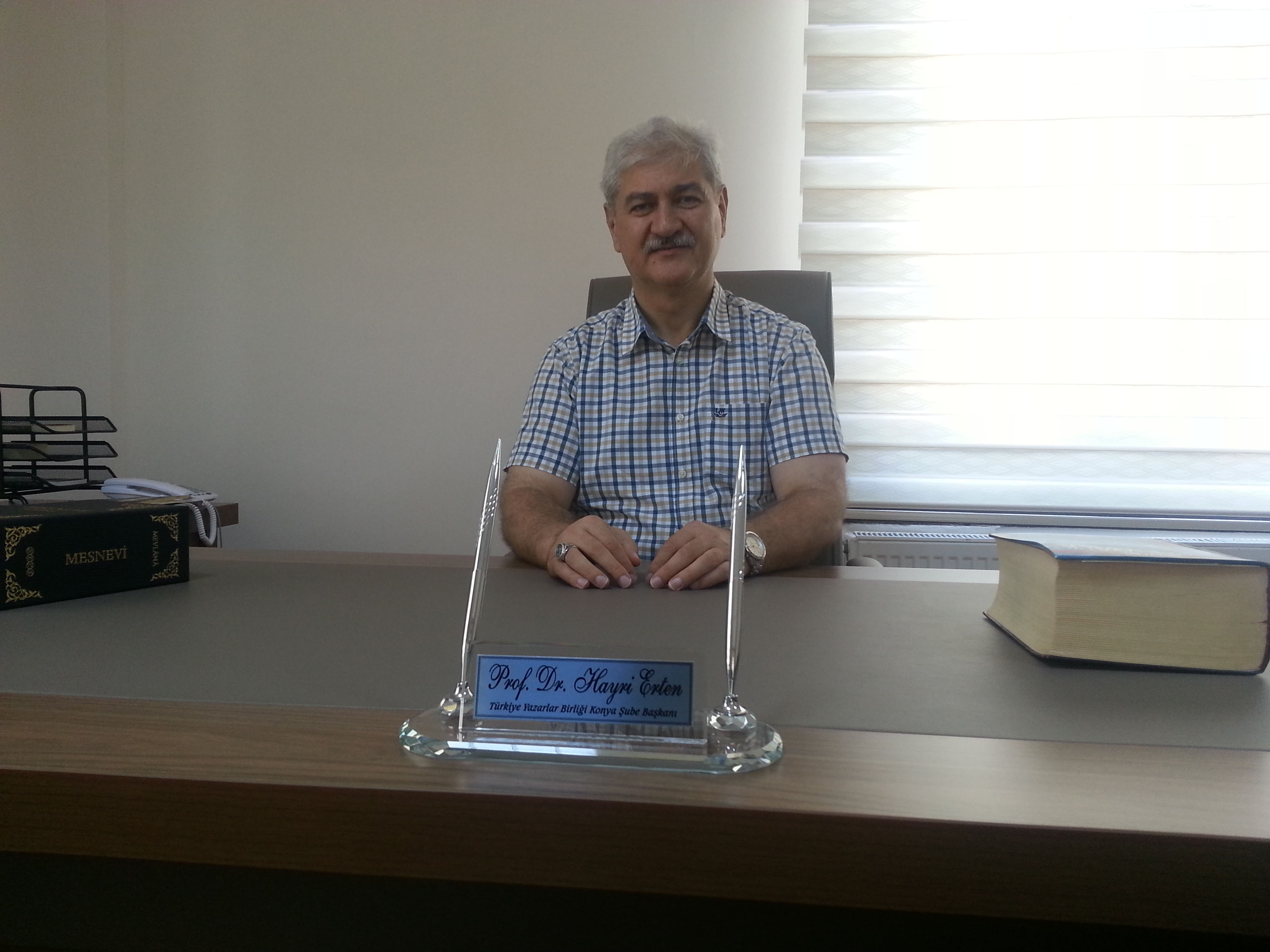 TYB Konya Şube Başkanı Prof. Dr. Hayri Erten, 15 Temmuz hain darbe girişiminin yıldönümü dolayısıyla yaptığı açıklama