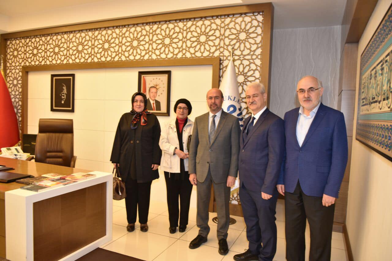 TYB Konya Şubesi Başkanı ve Yönetim Kurulu Üyeleri Selçuklu Belediye Başkanına Hayırlı olsun ziyaretinde bulundu.