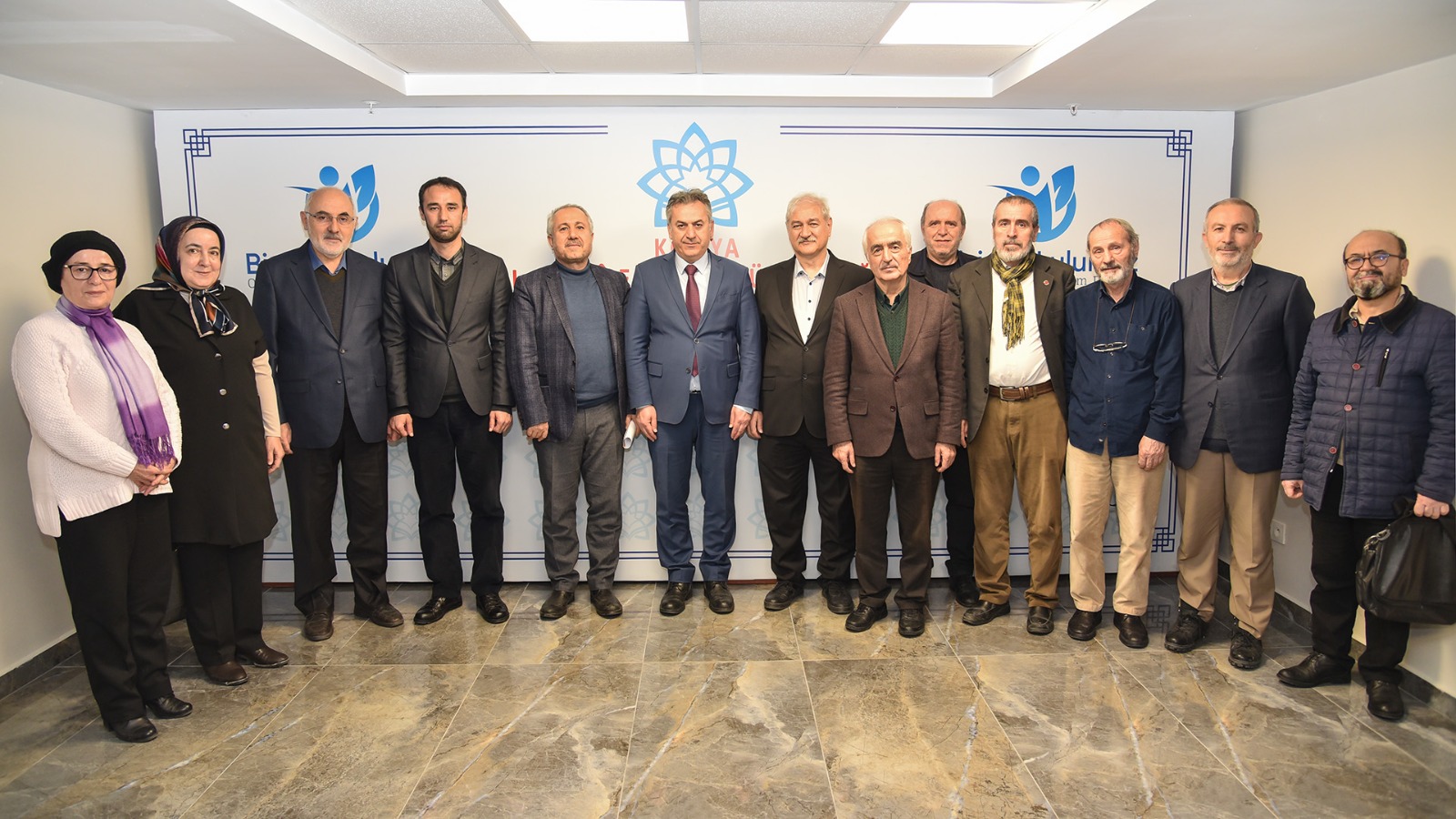 Türkiye Yazarlar Birliği Konya Şube Yönetim Kurulu Üyeleri, Konya İl Milli Eğitim Müdürü Murat Yiğit'i ziyaret etti.
