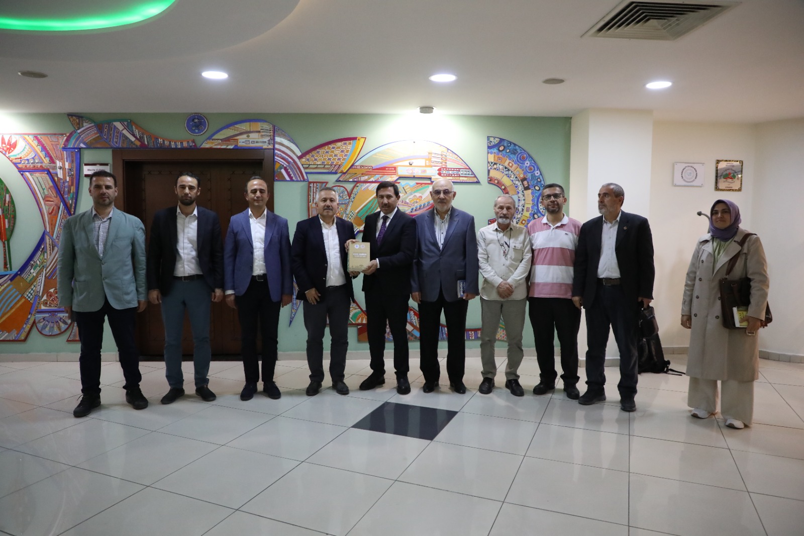 TYB Konya Şube Yönetim Kurulu Üyeleri Karatay Belediye Başkanı Hasan Kılca'yı Ziyaret Etti