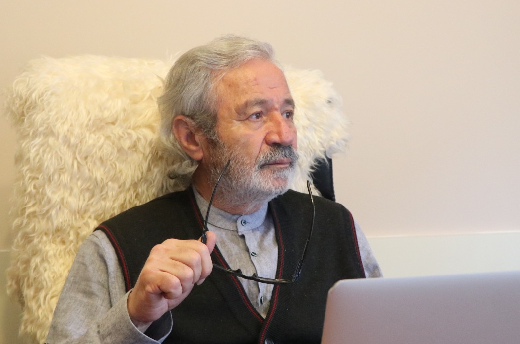 D. Mehmet Doğan: Ramazanda Yahya Kemâl okumak