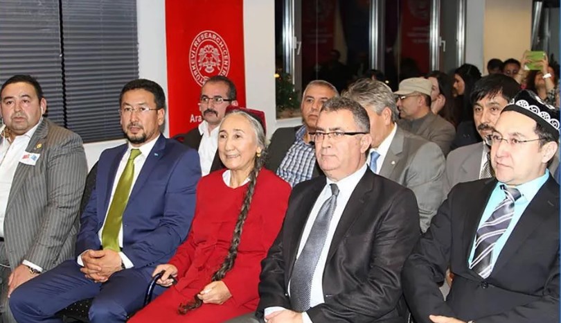Amsterdam Belediyesinden tarihi karar: Artık ‘Sincan’ yok, ‘Doğu Türkistan’ var Kaynak: Amsterdam Belediyesinden tarihi karar: Artık ‘Sincan’ yok, ‘Doğu Türkistan’ var - Veyis Güngör