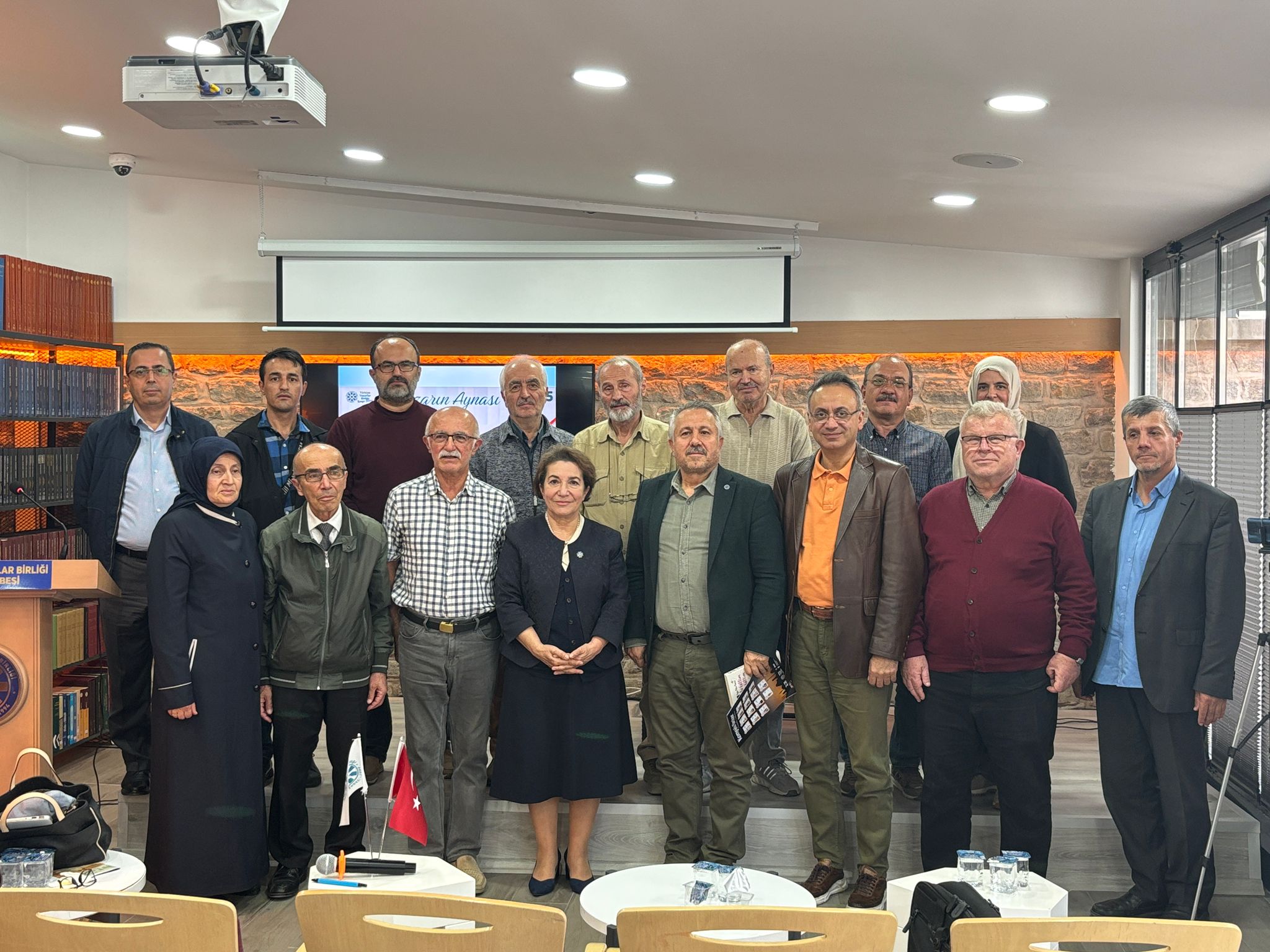 Yazar Ayşe Filiz Yavuz: “Yazmasaydım Çıldıracaktım”