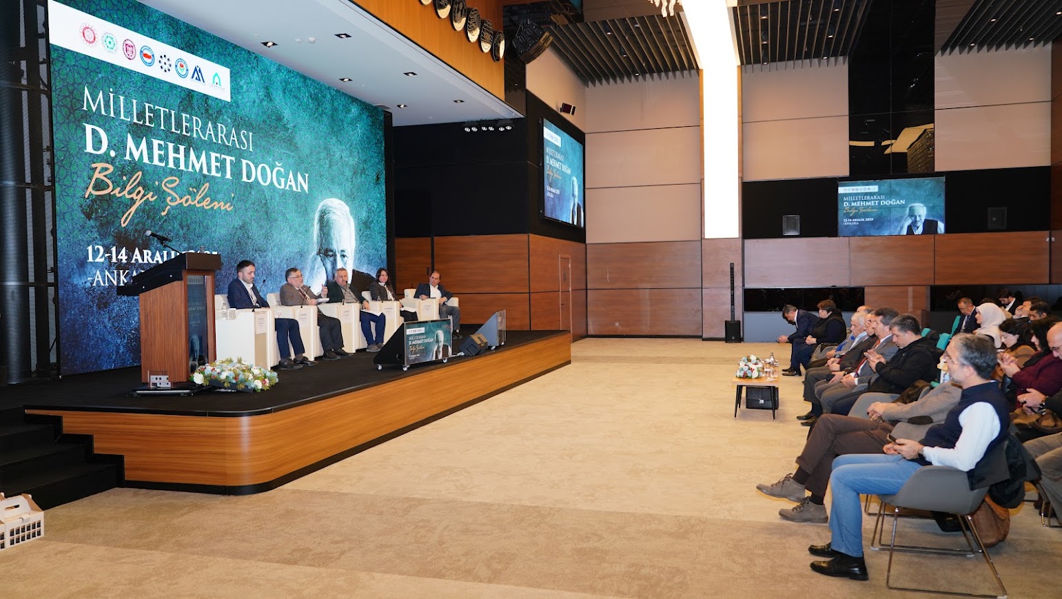 "Milletlerarası D. Mehmet Doğan Bilgi Şöleni" yapıldı