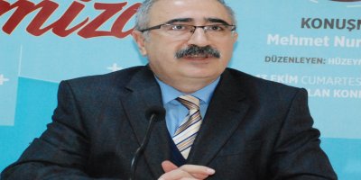 TYB’de “EDEBİYATIMIZDA MİZAH” Konuşuldu