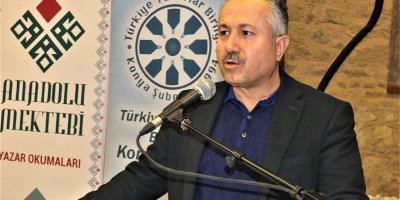Köseoğlu: “İstiklal Marşı aidiyetimizin göstergesidir.”