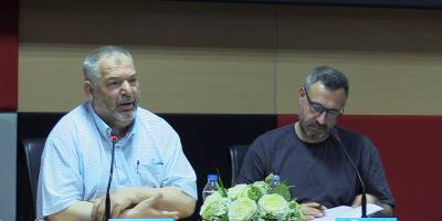 “Şairler âleme sığmayan şeylerin sevdasını taşır”