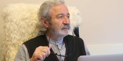 D. Mehmet Doğan: Ramazanda Yahya Kemâl okumak