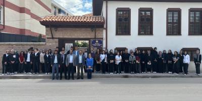 "Geleceğin Yazarları Yazarlarla Buluşuyor" projesi devam ediyor.