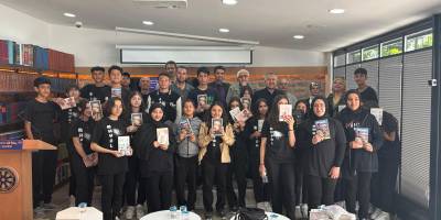 "Geleceğin Yazarları Yazarlarla Buluşuyor" projesi  Devam Ediyor
