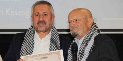 Mavi Vatana Güzelleme: KIBRIS ŞEHRENGİZİ Ahmet Köseoğlu