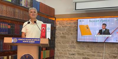 Prof. Dr. Tekin: “Kutsalın İzini Sürerek Çağı Anlamalıyız”