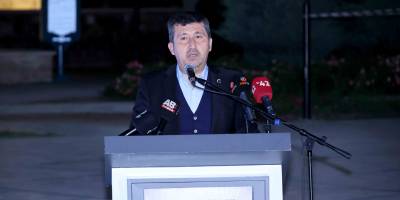 Dolunay, Kubbe-i Hadrâ ve Sözün Vatanı