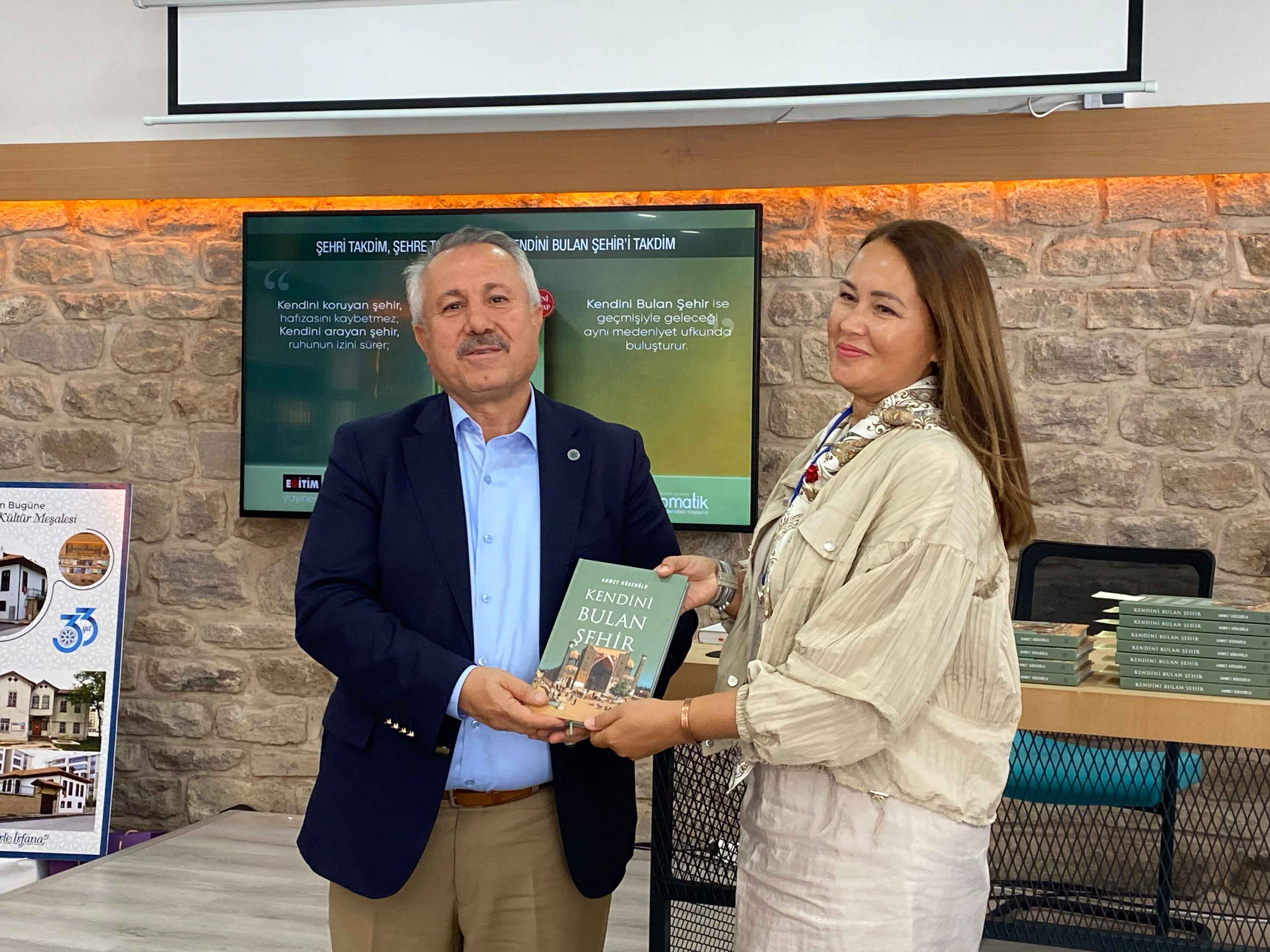 kitap-takdim-74.jpg